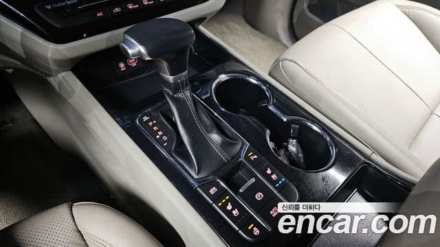 Kia The / новый New Carnival Noblesse, 2019 9