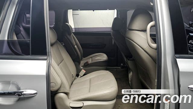 Kia The / новый New Carnival Noblesse, 2019 11