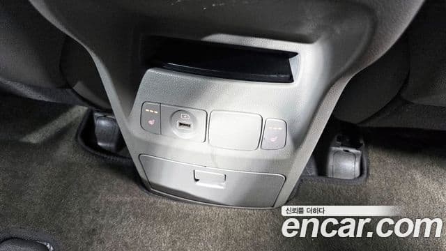 Kia The / новый New Carnival Noblesse, 2019 19