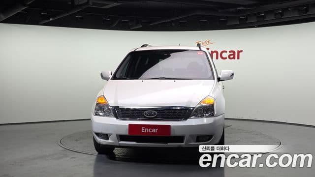 Kia Carnival R R Special, 2010 3