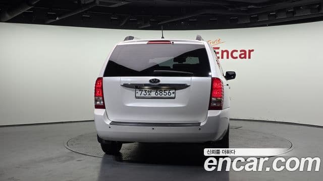 Kia Carnival R R Special, 2010 4