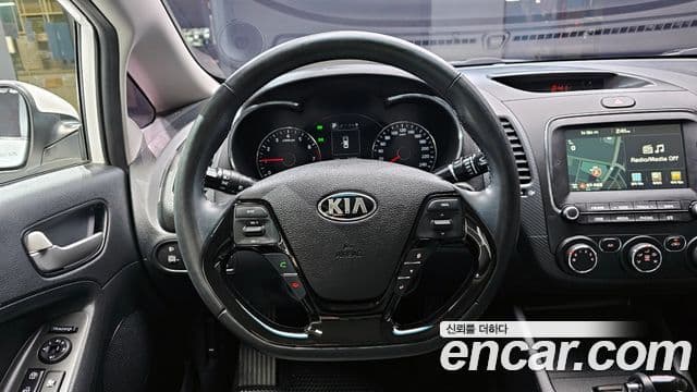 Kia The / новый New K3 Style, 2018 13