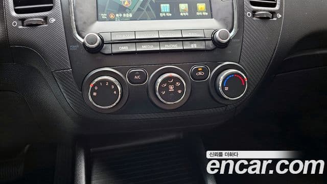 Kia The / новый New K3 Style, 2018 17