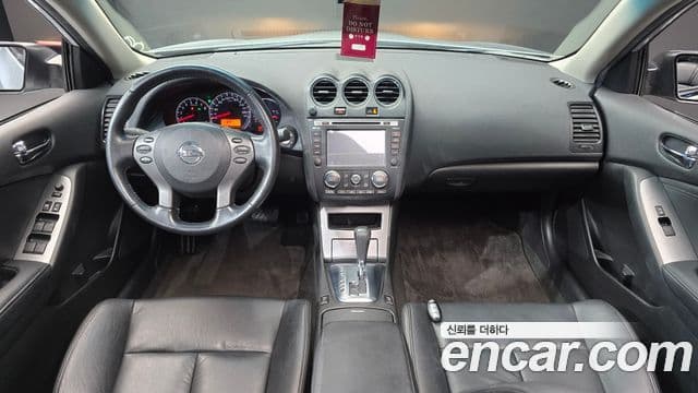 Nissan 알티마 L32, 2011 7