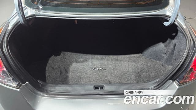 Nissan 알티마 L32, 2011 20