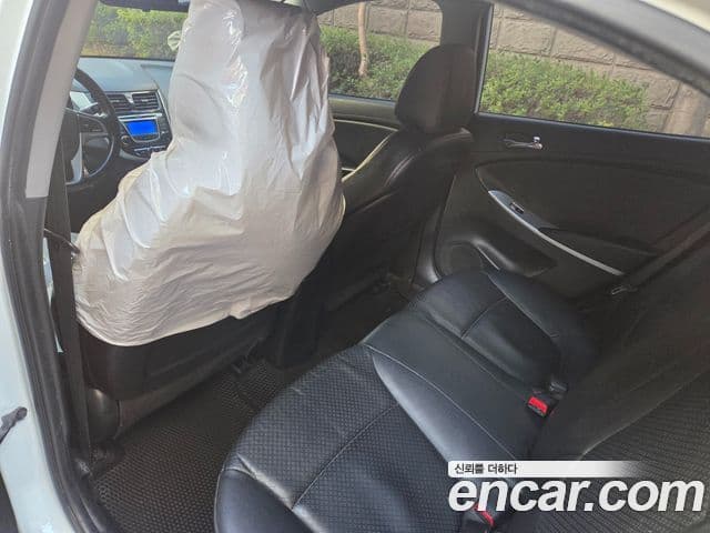 Hyundai Accent(новый кузов / новое поколение) Modern, 2014 10