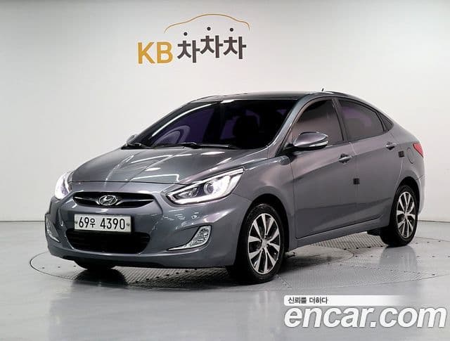 Hyundai Accent(новый кузов / новое поколение) Modern, 2015 1
