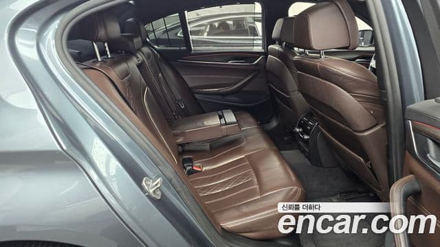 BMW 5시리즈 (G30) 520d xDrive M Sport Plus, 2018 12