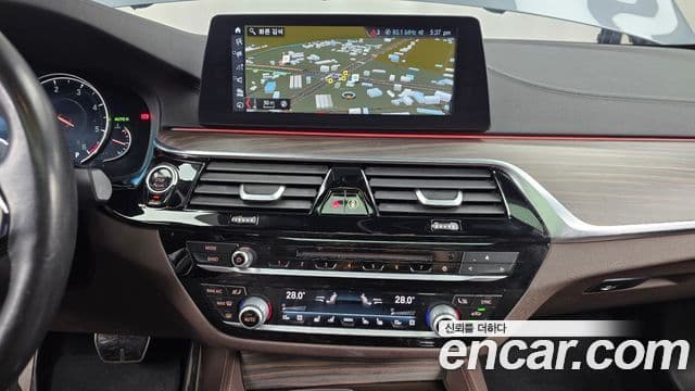 BMW 5시리즈 (G30) 520d xDrive M Sport Plus, 2018 14