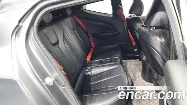 Hyundai Veloster (JS) Core, 2019 12
