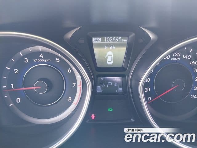 Hyundai Avante MD Premier, 2012 7