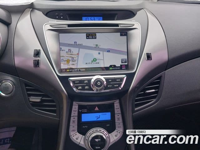 Hyundai Avante MD Premier, 2012 12