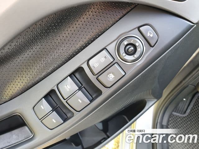 Hyundai Avante MD Premier, 2012 13