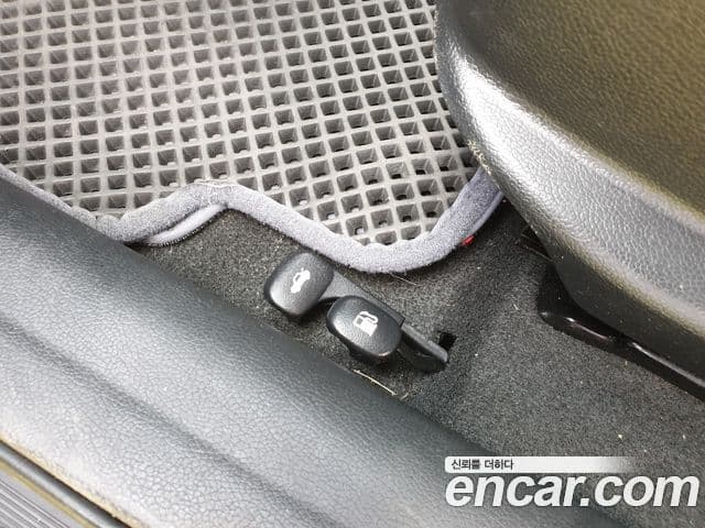 Hyundai Avante MD Premier, 2012 15