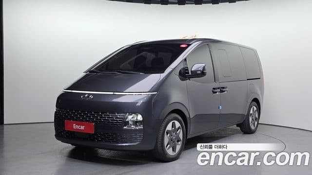 Hyundai Staria Modern, 2023 1