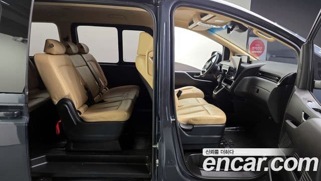 Hyundai Staria Modern, 2023 20