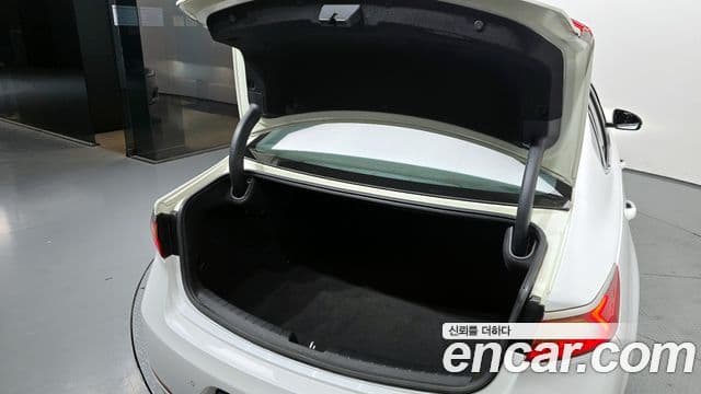 Kia All New K7 Prestige, 2016 20