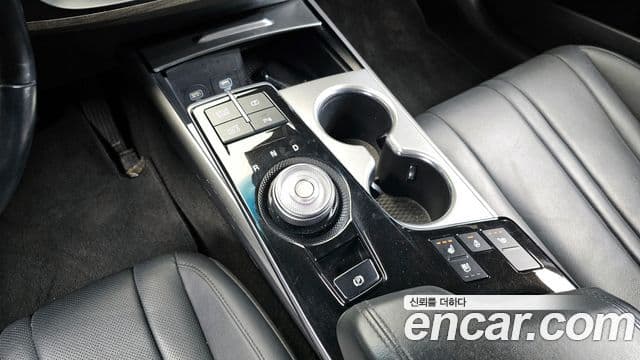 Kia K8 гибрид Noblesse Light, 2022 9