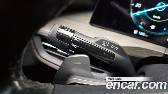 Kia K8 гибрид Noblesse Light, 2022 17