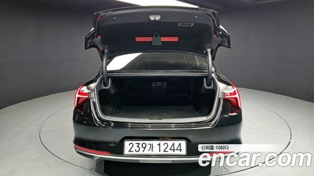 Kia K8 гибрид Noblesse Light, 2022 20