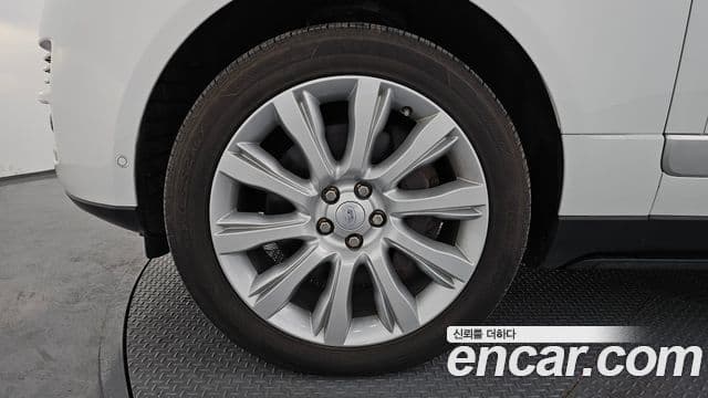 Land Rover Range Rover 4세대 4.4 SDV8 Vogue SE дизель, 2016 все фото