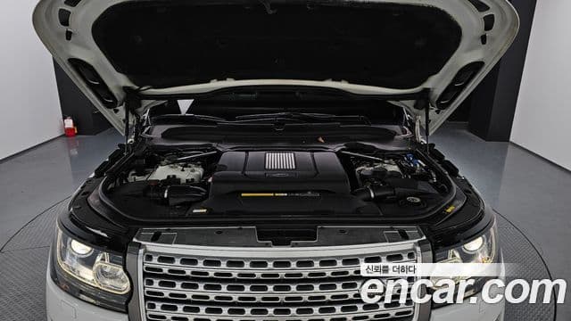 Land Rover Range Rover 4세대 4.4 SDV8 Vogue SE дизель, 2016 6