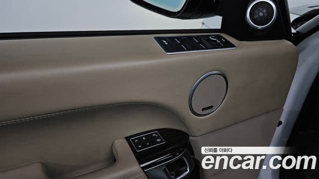 Land Rover Range Rover 4세대 4.4 SDV8 Vogue SE дизель, 2016 18