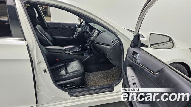 Kia K7 Premium, 2011 10