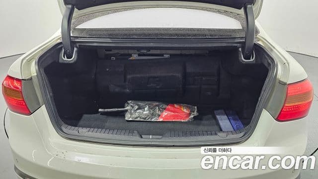 Kia K7 Premium, 2011 20