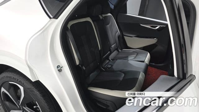 Kia EV6 GT Line, 2023 11