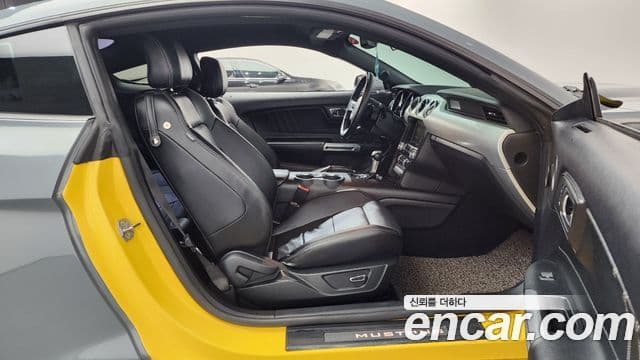 Ford Mustang GT купе, 2015 11