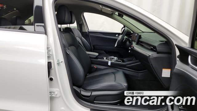 Kia The / новый New K5 гибрид 3세대 Prestige, 2024 11