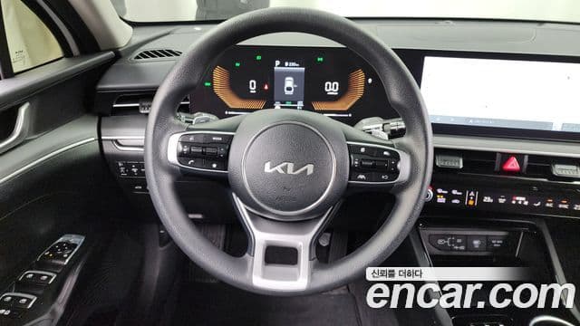 Kia The / новый New K5 гибрид 3세대 Prestige, 2024 13