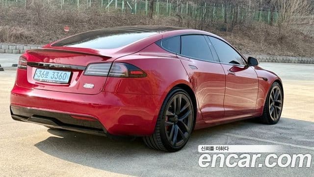 Tesla модель S Plaid, 2023 7