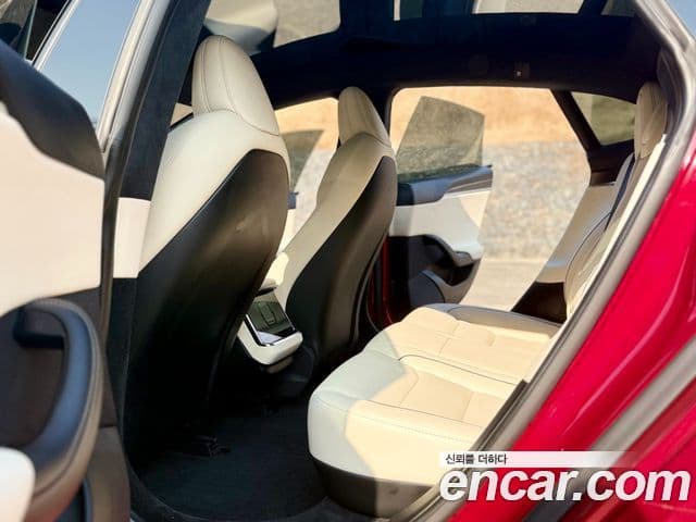 Tesla модель S Plaid, 2023 13