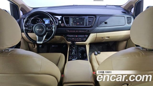 Kia All New Carnival Prestige, 2016 7