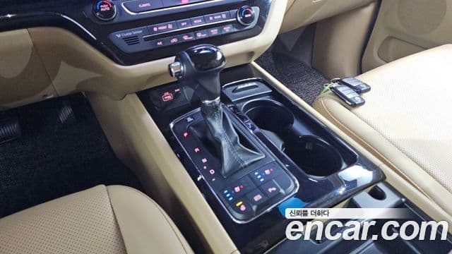 Kia All New Carnival Prestige, 2016 9