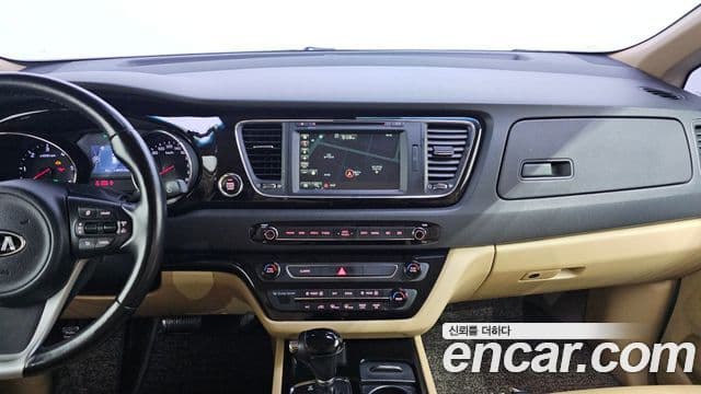 Kia All New Carnival Prestige, 2016 14