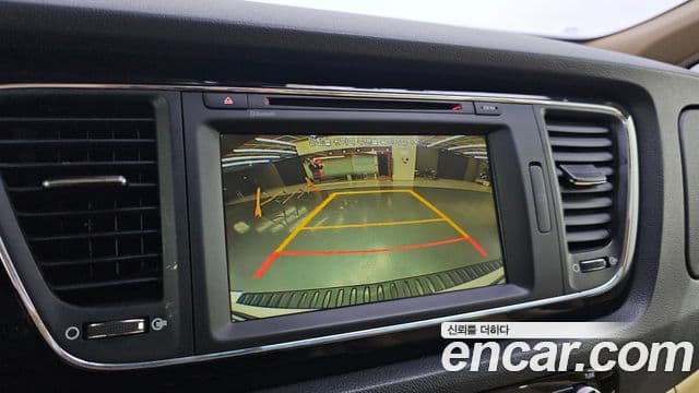 Kia All New Carnival Prestige, 2016 15