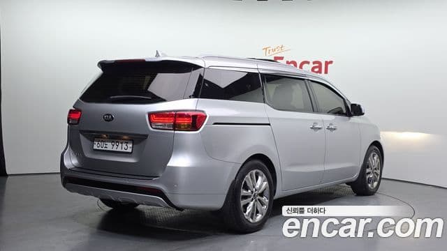 Kia All New Carnival Prestige, 2015 2