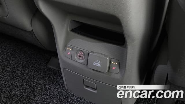 Kia All New Carnival Prestige, 2015 16