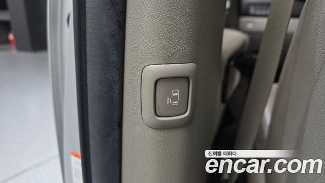 Kia All New Carnival Prestige, 2015 17