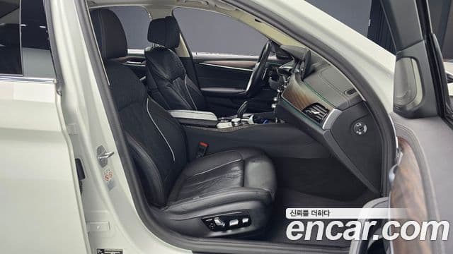 BMW 5시리즈 (G30) Luxury, 2023 10