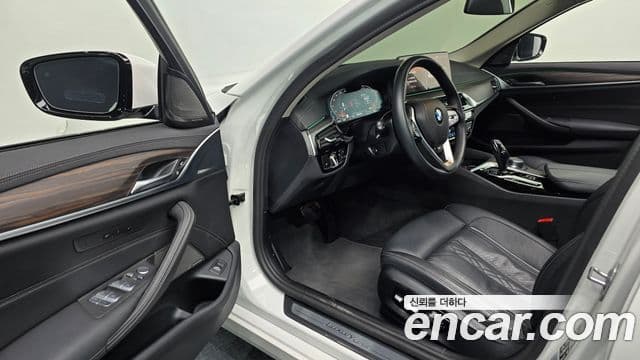 BMW 5시리즈 (G30) Luxury, 2023 11