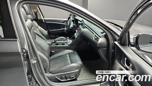 Genesis G70 Advanced, 2019 11