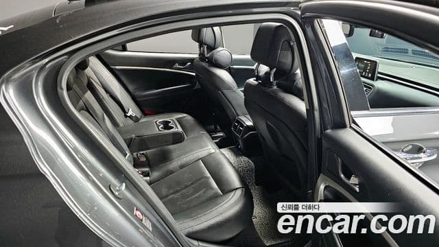 Genesis G70 Advanced, 2019 12