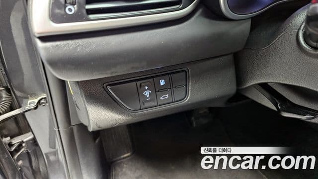 Genesis G70 Advanced, 2019 16