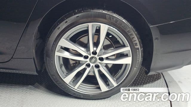 Audi A6 (C8) Premium, 2023 все фото