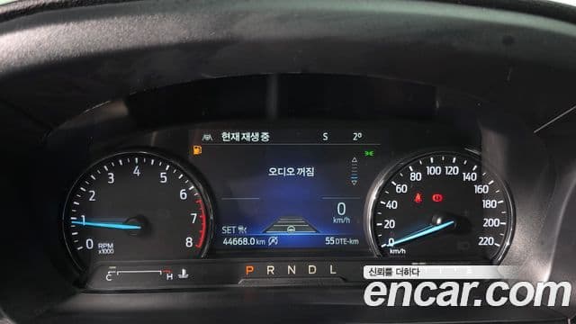 Ford Explorer 6세대 2.3 Limited 4WD, 2022 8