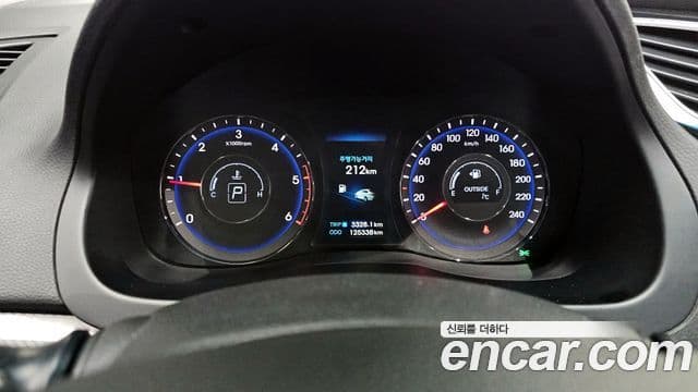 Hyundai i40 살룬 D Spec, 2015 8